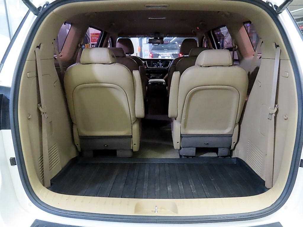 KIA Carnival 2019 Blanco - Importación desde Corea - HF Imports Iquique - Foto 17