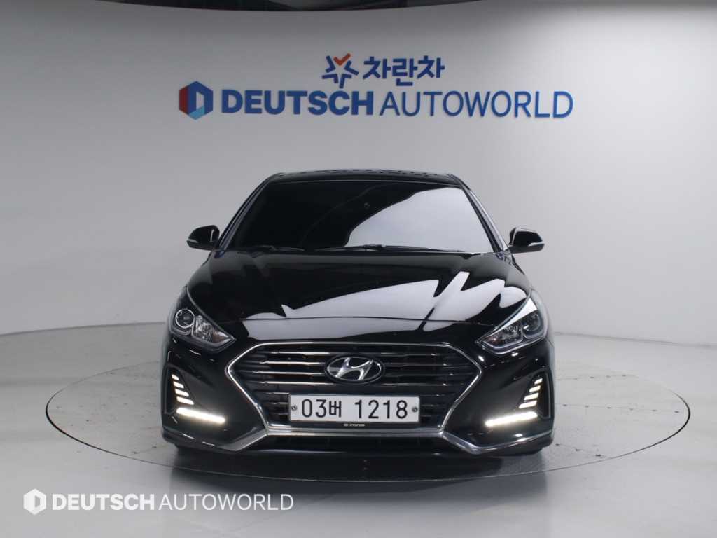 HYUNDAI Sonata - Vista 3
