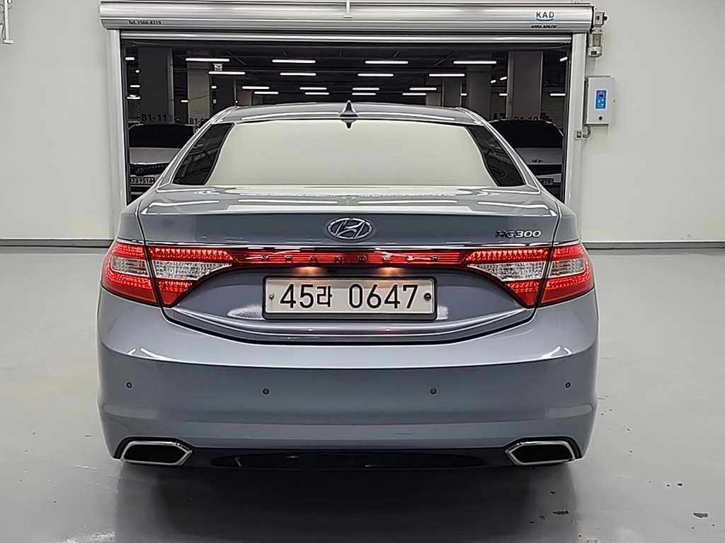 HYUNDAI Grandeur - Vista 3