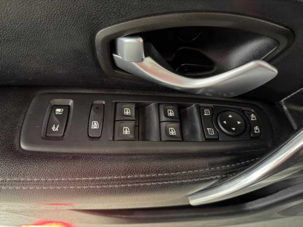 SAMSUNG SM5 - Vista 12
