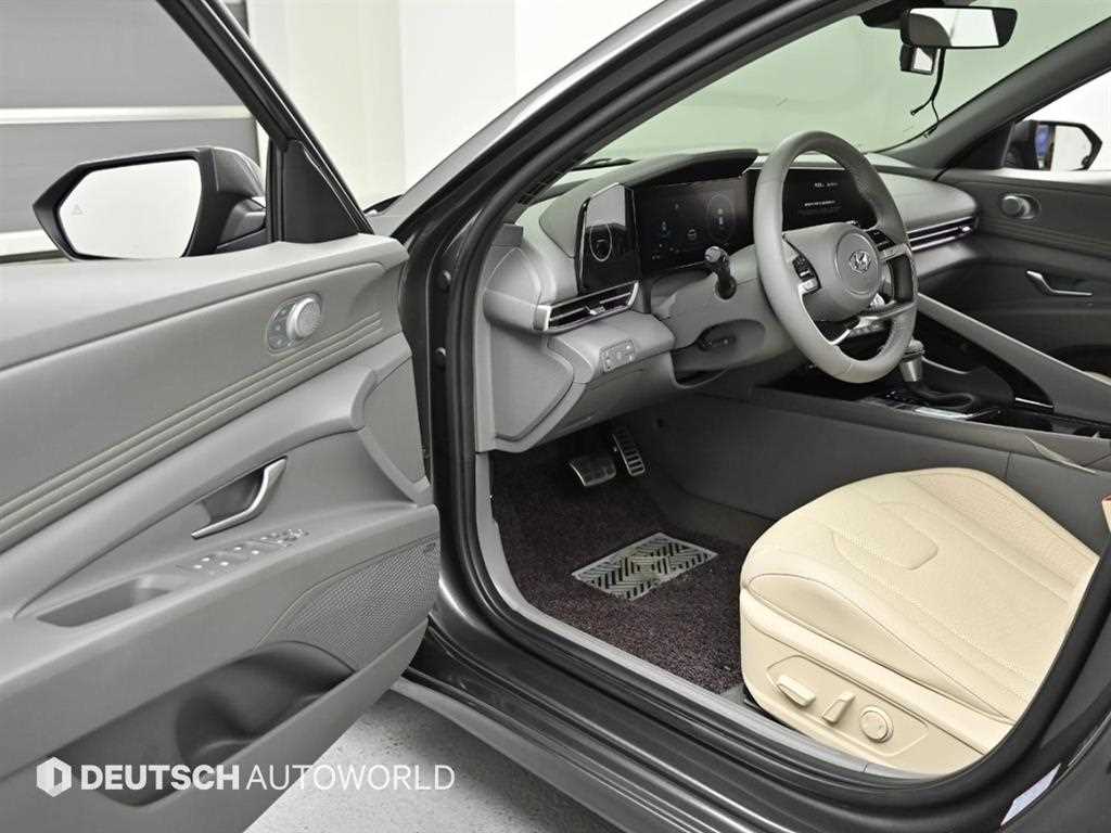 HYUNDAI Avante - Vista 11