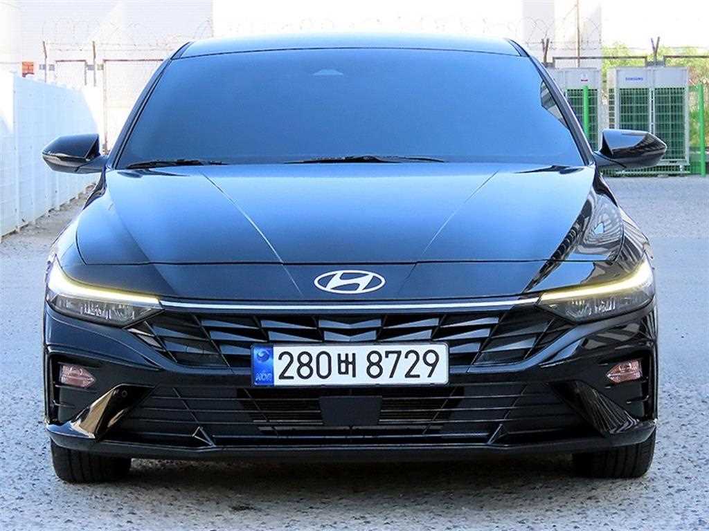 HYUNDAI Avante 2025 Negro - Importación desde Corea - HF Imports Iquique - Foto 1