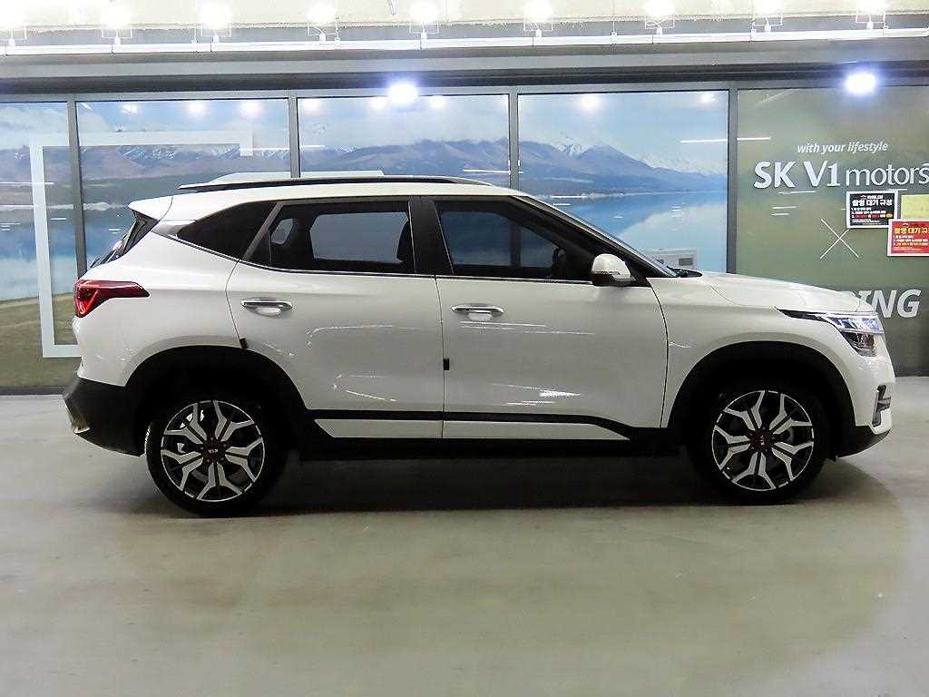 KIA Seltos - Vista 3