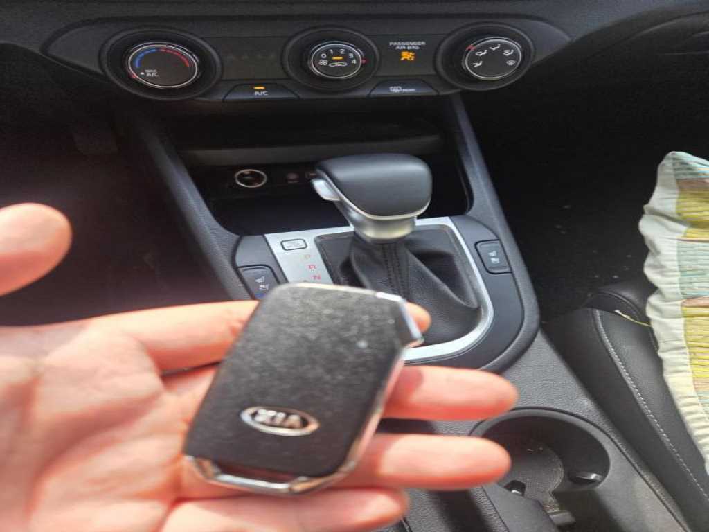 KIA K3 - Vista 10