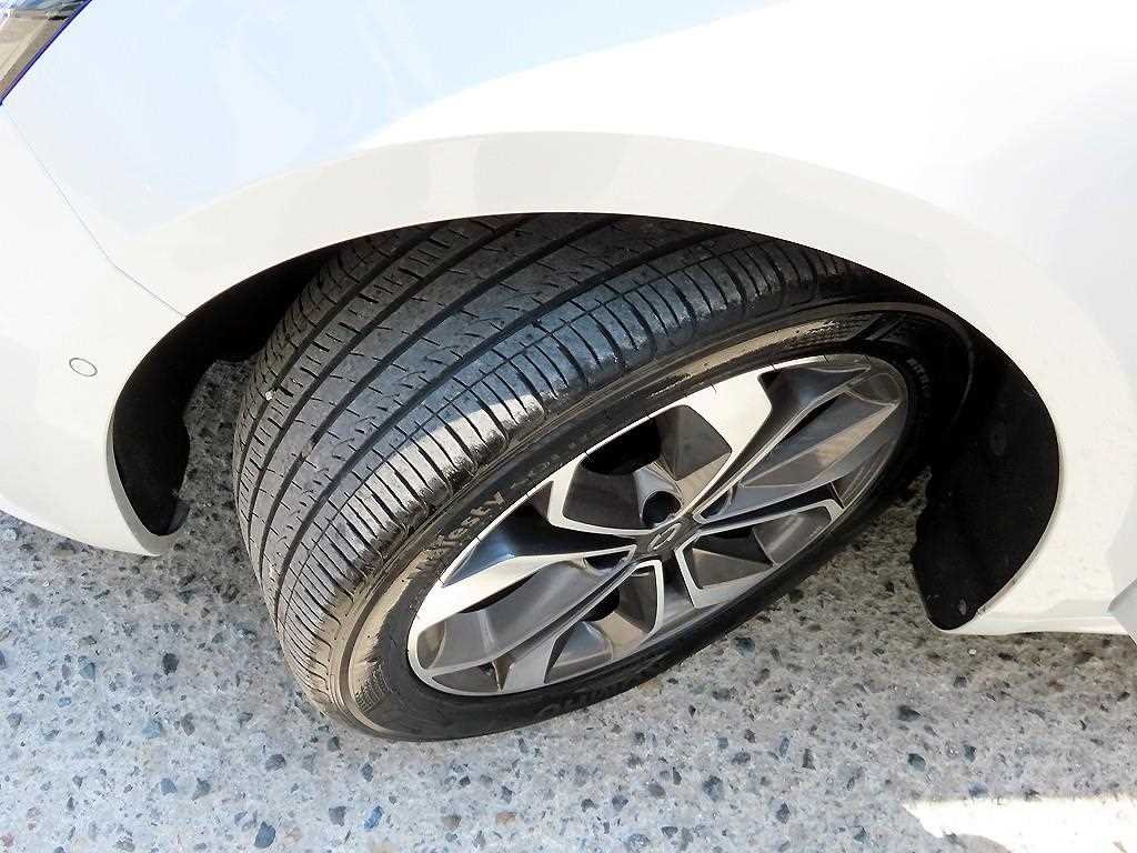 SAMSUNG QM6 2020 Blanco - Importación desde Corea - HF Imports Iquique - Foto 19
