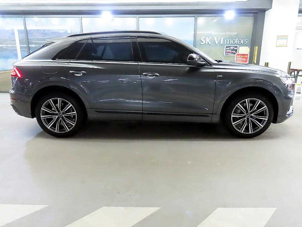 Audi Q8 - Vista 3