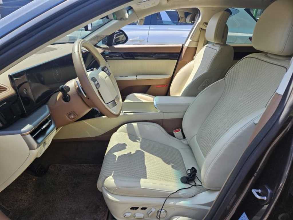 HYUNDAI Grandeur - Vista 5
