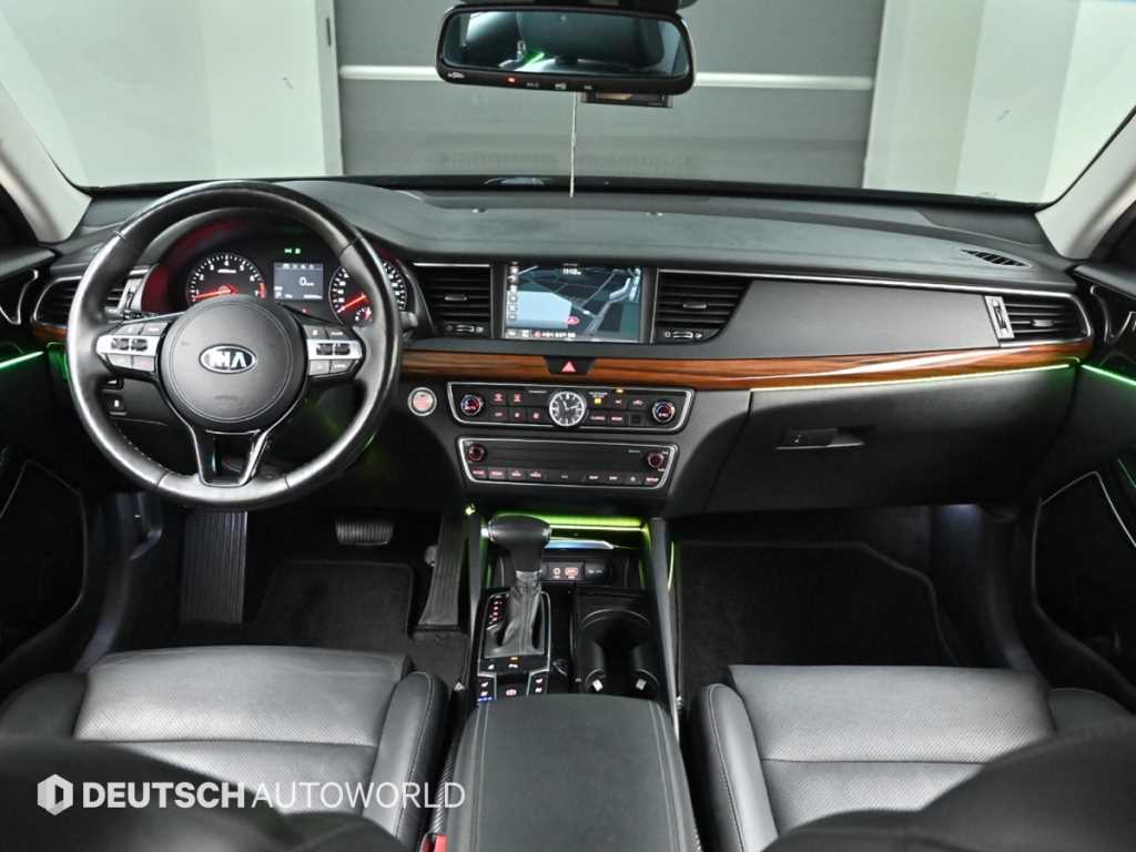 KIA K7 - Vista 7