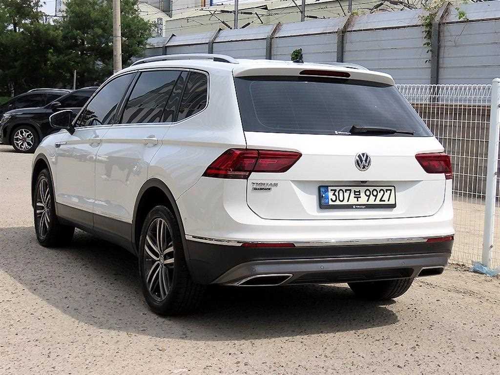 Volkswagen Tiguan - Vista 3