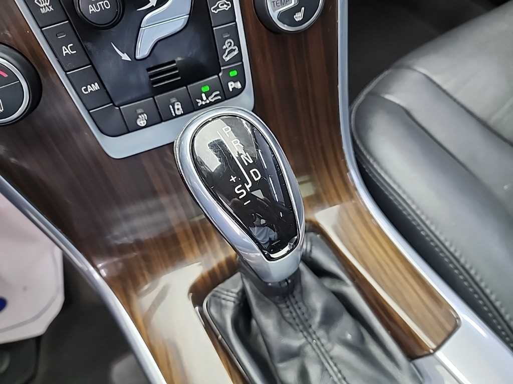 Volvo XC60 - Vista 8