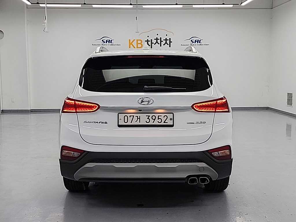 HYUNDAI Santa Fe - Vista 3