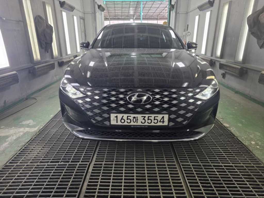 HYUNDAI Grandeur - Vista 2