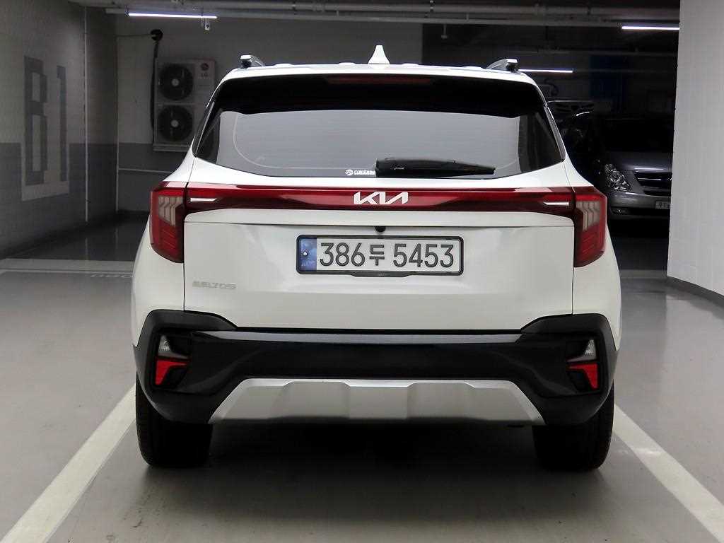 KIA Seltos - Vista 3