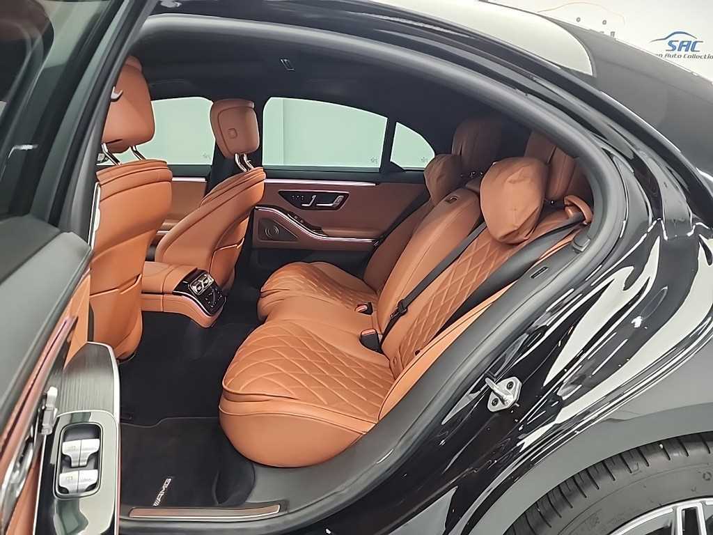 Mercedes Benz S Class - Vista 12