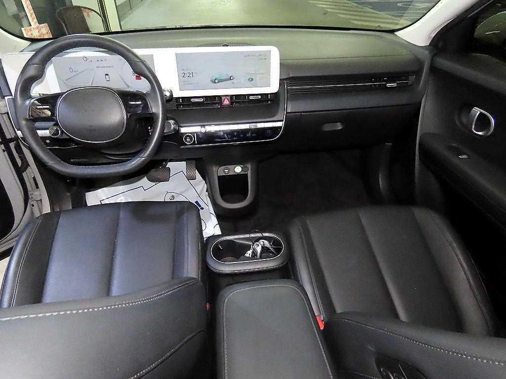 HYUNDAI Ioniq 5 - Vista 10