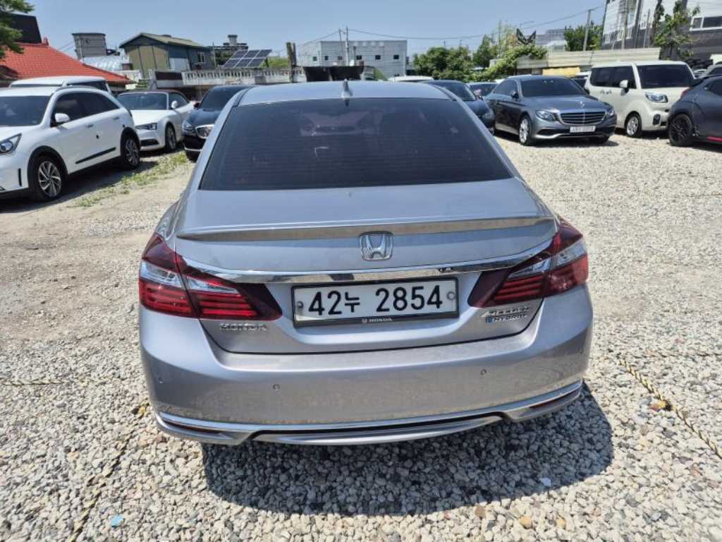 Honda Accord - Vista 4