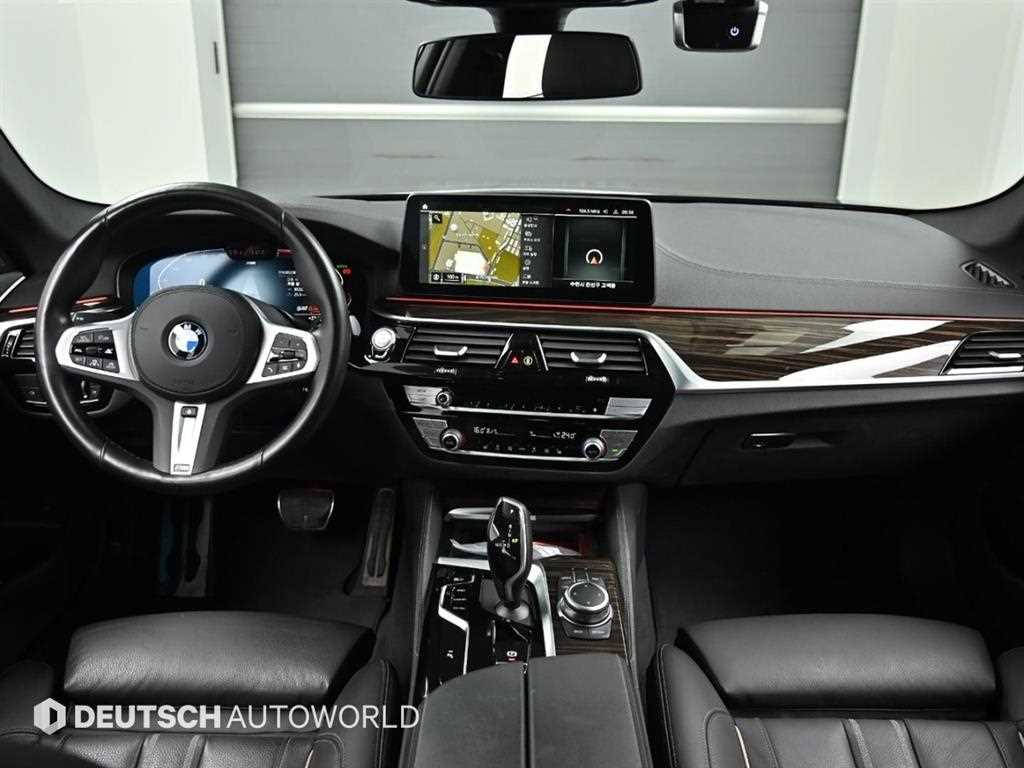 BMW 5 Series - Vista 7