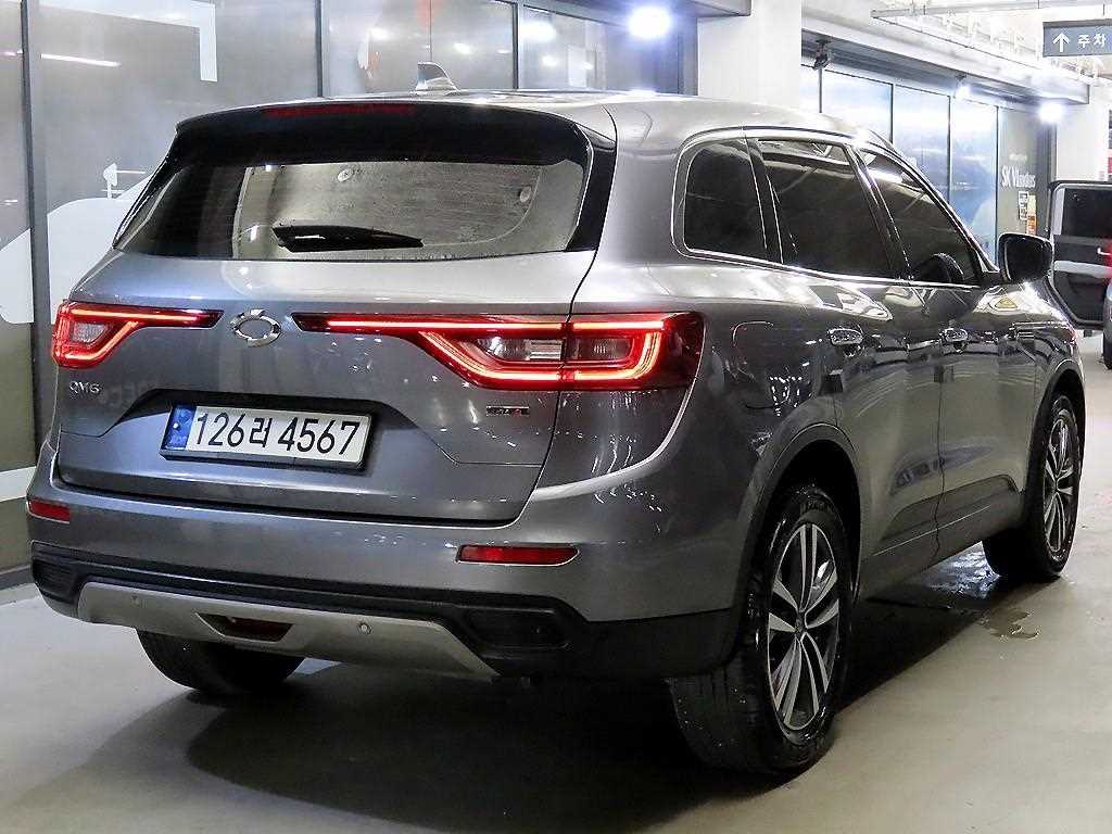 SAMSUNG QM6 - Vista 4