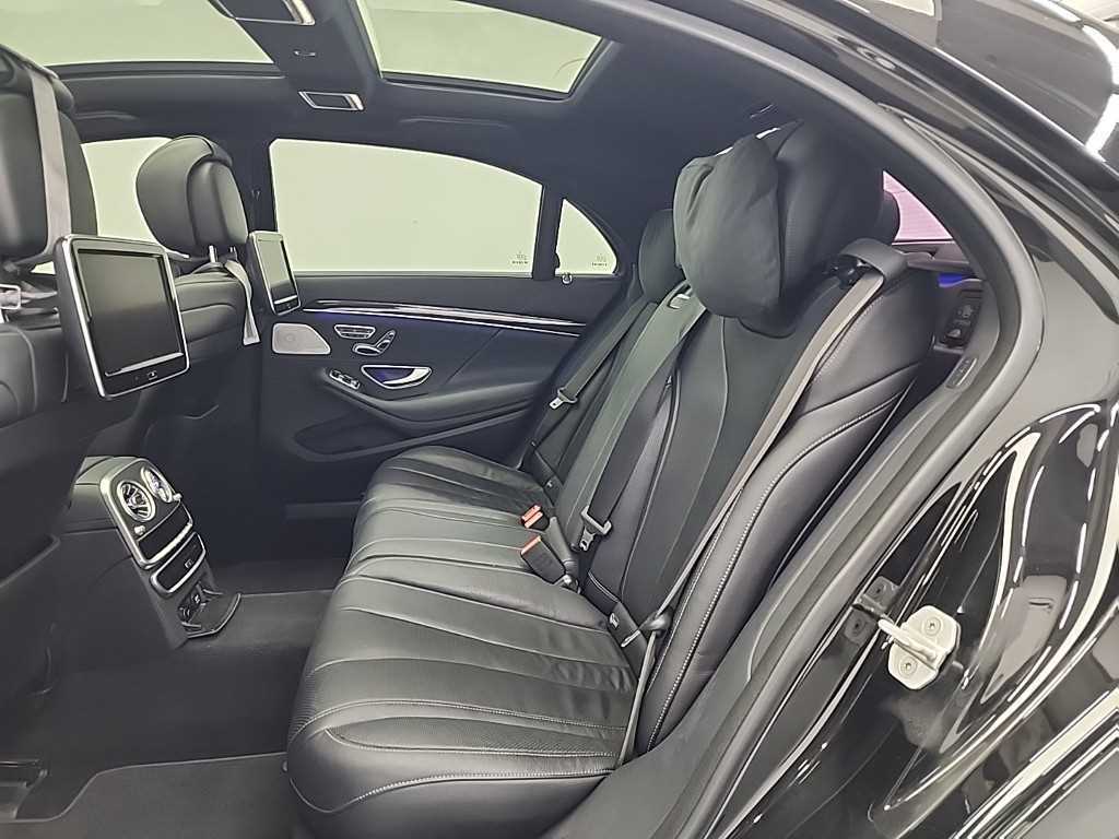 Mercedes Benz S Class - Vista 12