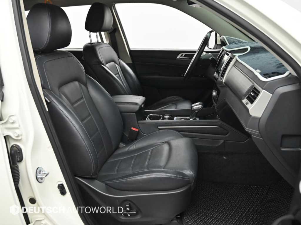 Ssangyong Rexton - Vista 10