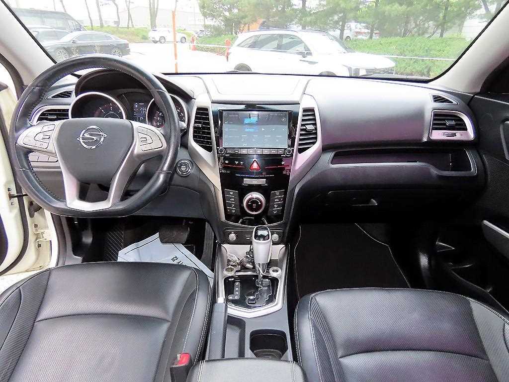 Ssangyong Tivoli - Vista 7