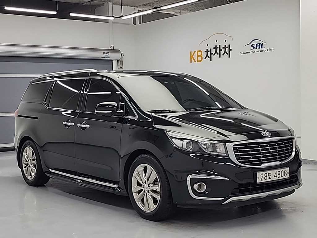 KIA Carnival - Vista 4