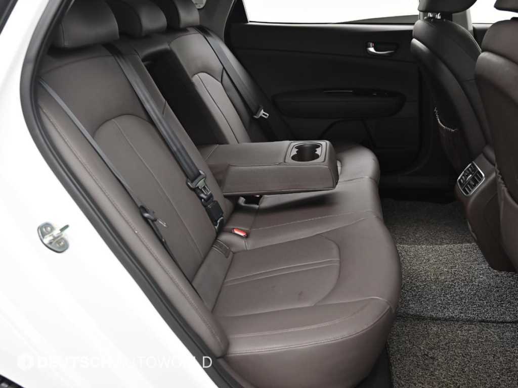 KIA K5 - Vista 11