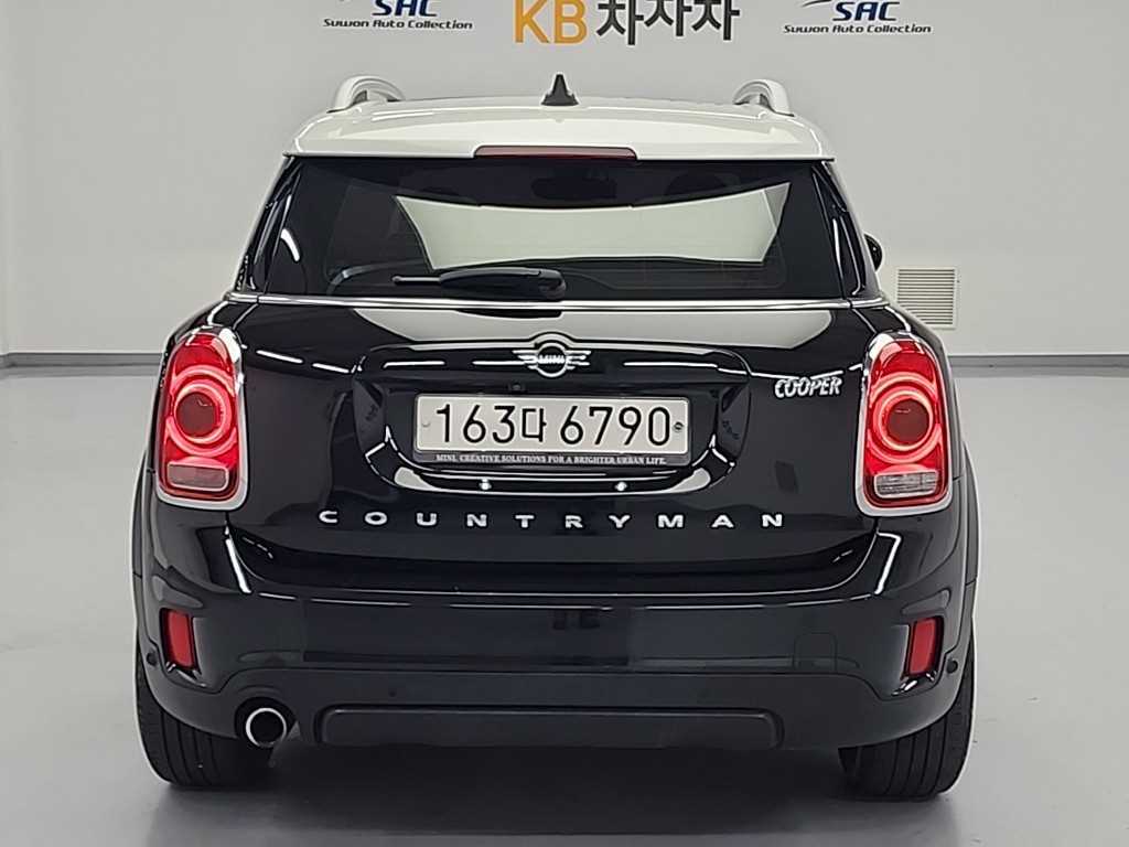 Mini Countryman - Vista 3
