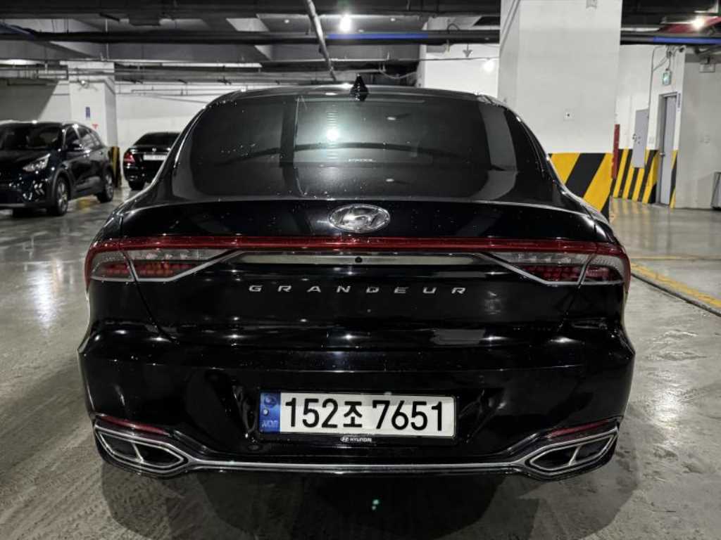 HYUNDAI Grandeur - Vista 4