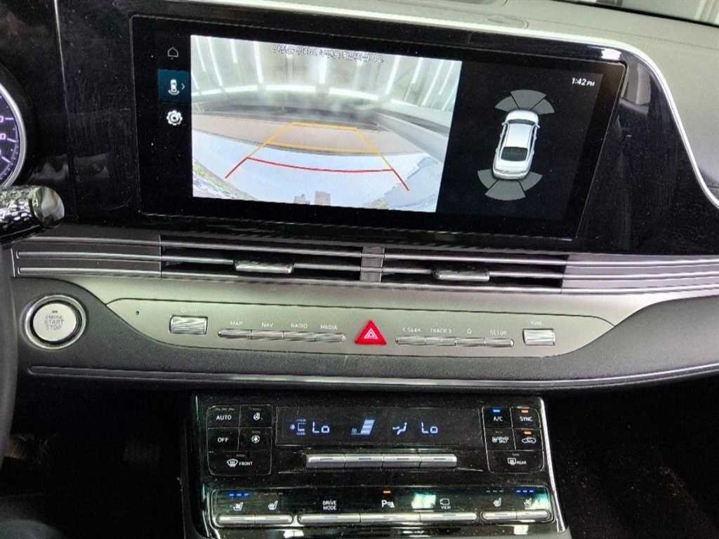 HYUNDAI Grandeur - Vista 12