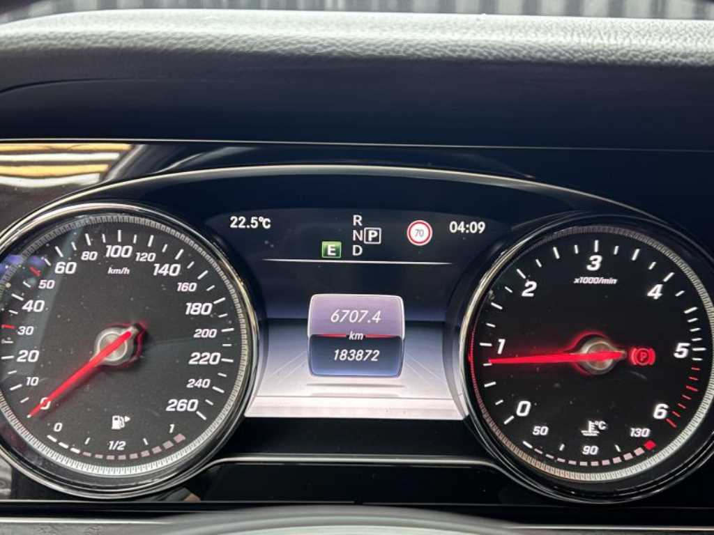 Mercedes Benz E class 2017 - Importación desde Corea - HF Imports Iquique - Foto 17