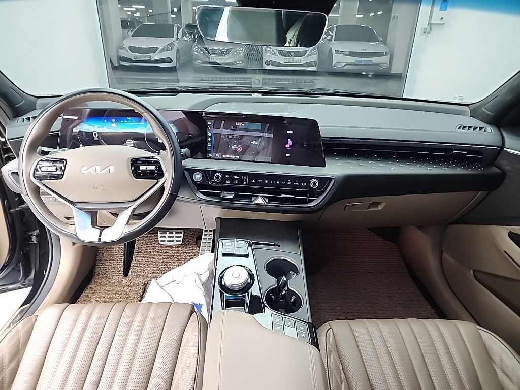 KIA K8 - Vista 7