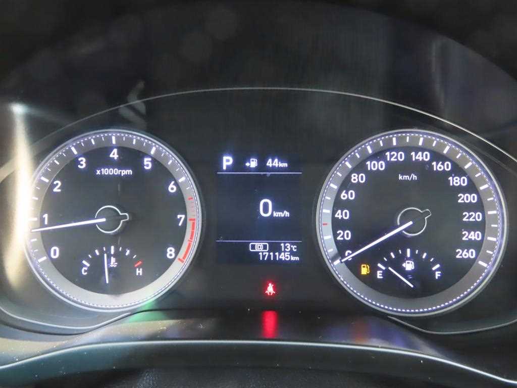 HYUNDAI Grandeur - Vista 9