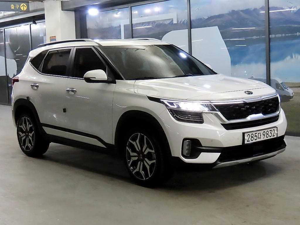 KIA Seltos 2022 Blanco - Importación desde Corea - HF Imports Iquique - Foto 1