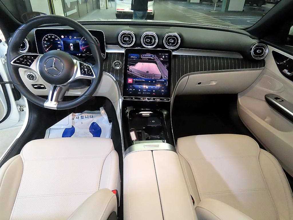 Mercedes Benz C Class - Vista 10