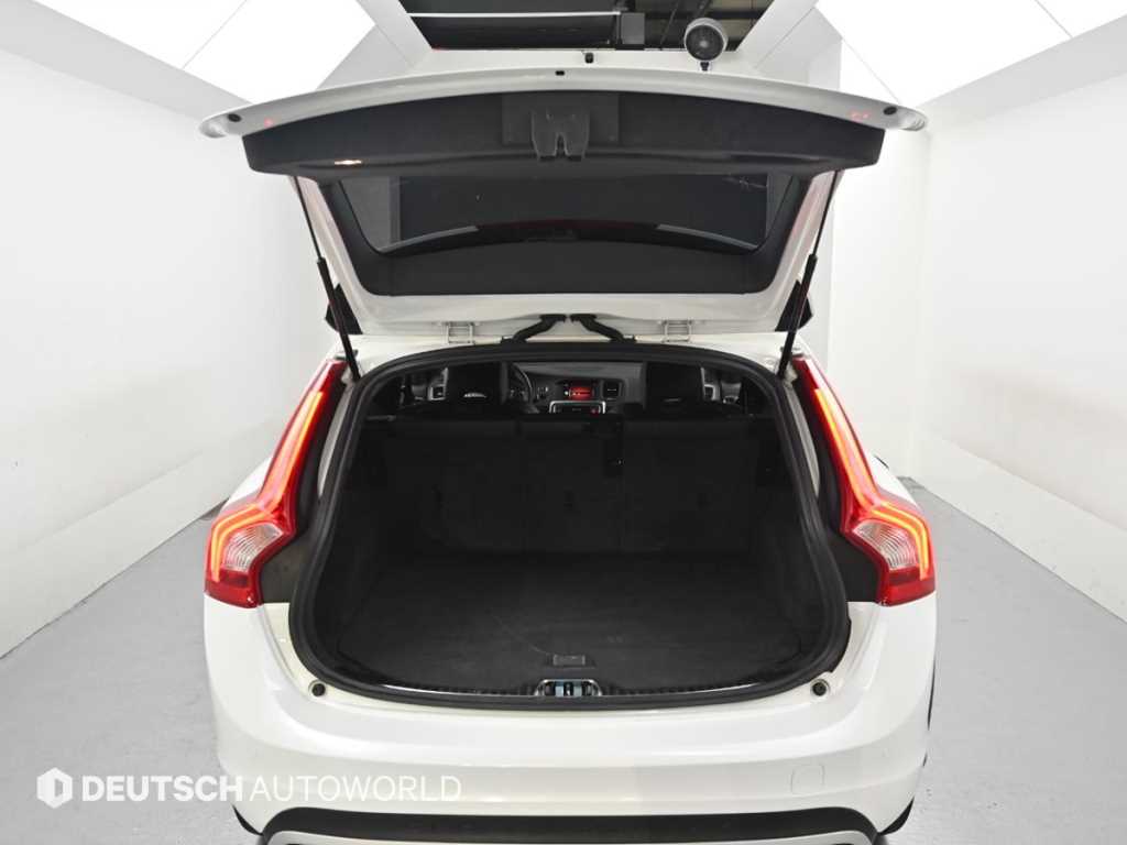 Volvo V60 2018 - Importación desde Corea - HF Imports Iquique - Foto 19