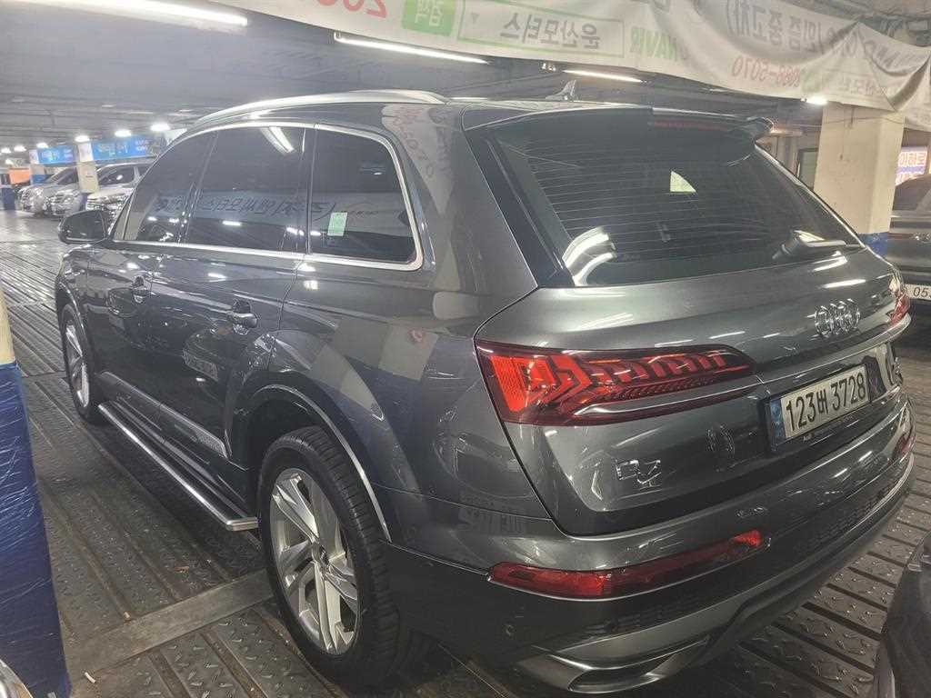 Audi Q7 - Vista 4