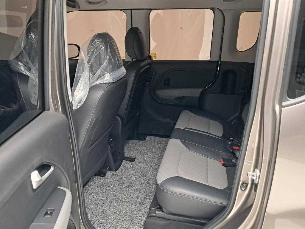 KIA Ray - Vista 12