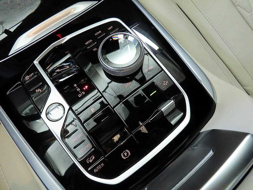 BMW X7 2024 Blanco - Importación desde Corea - HF Imports Iquique - Foto 13