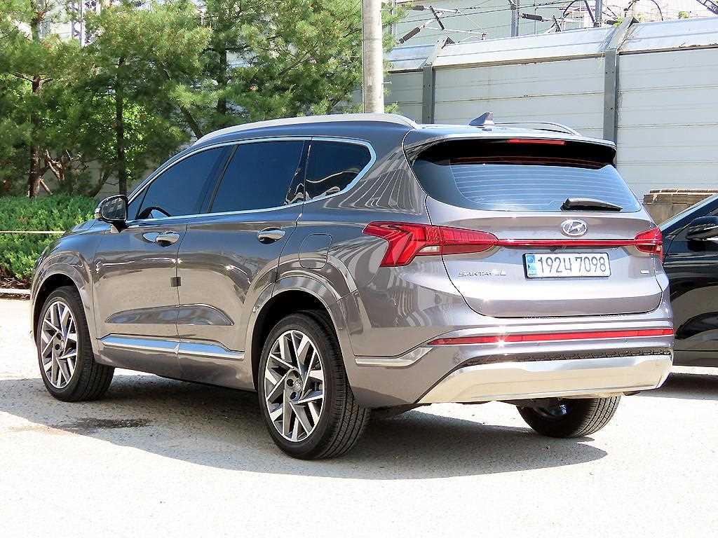 HYUNDAI Santa Fe - Vista 3