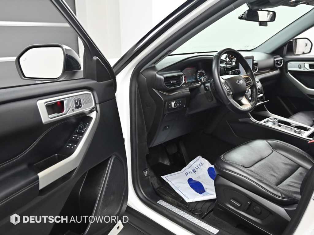 Ford Explorer - Vista 11