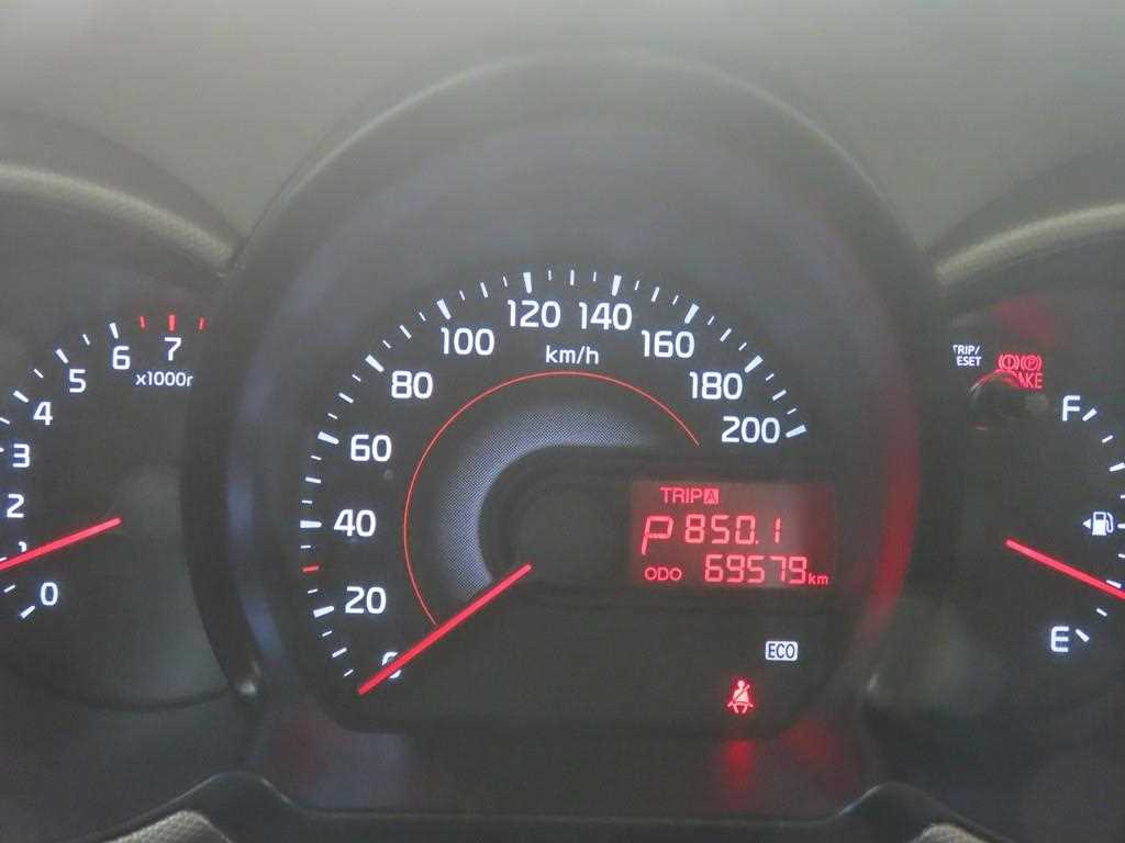 KIA Ray - Vista 8
