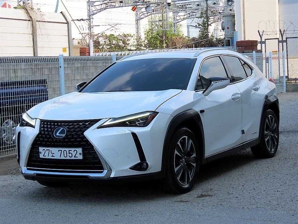 Lexus UX - Vista 2