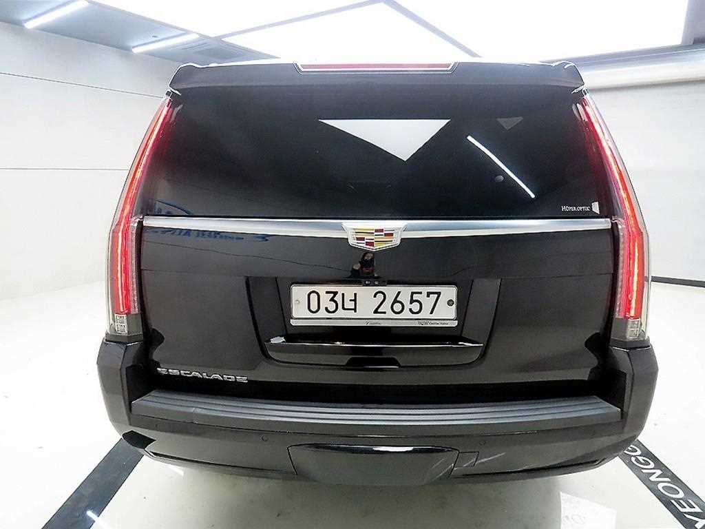 Cadillac Escalade - Vista 4