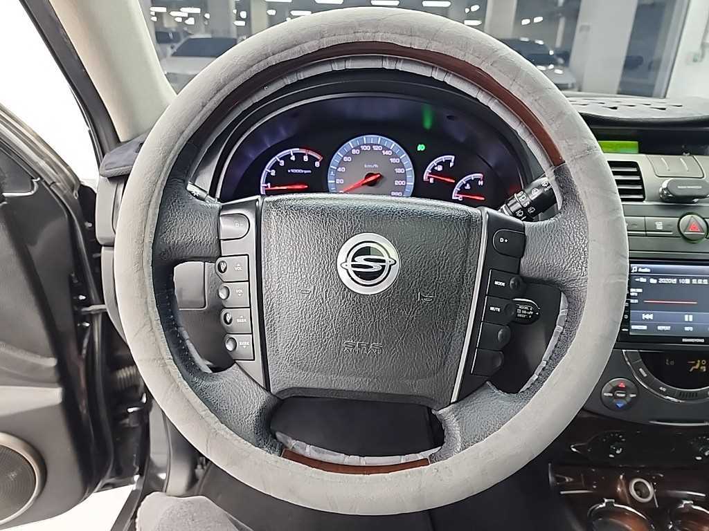 Ssangyong Rexton - Vista 9