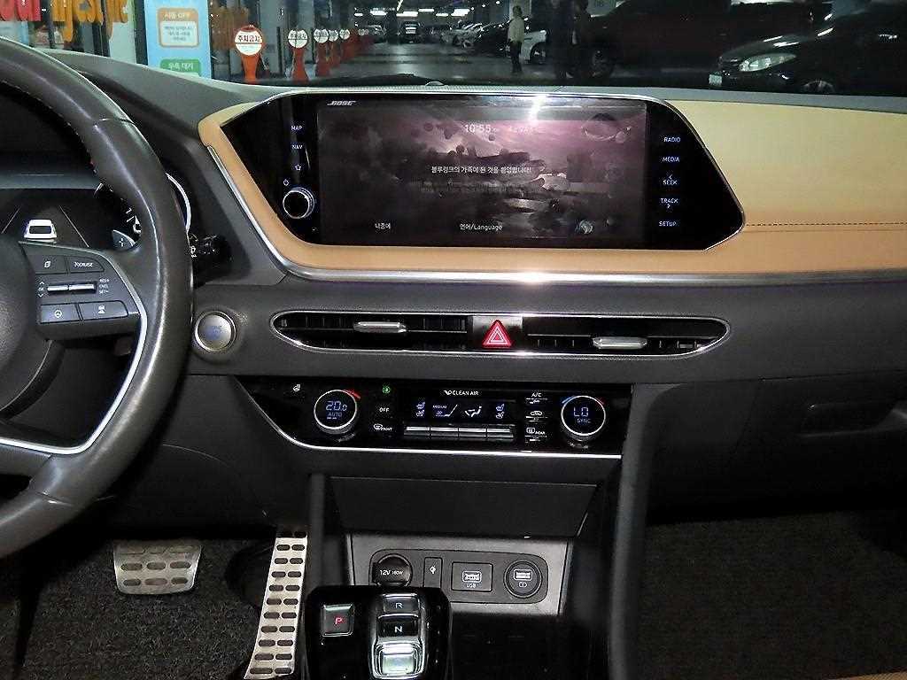 HYUNDAI Sonata - Vista 11