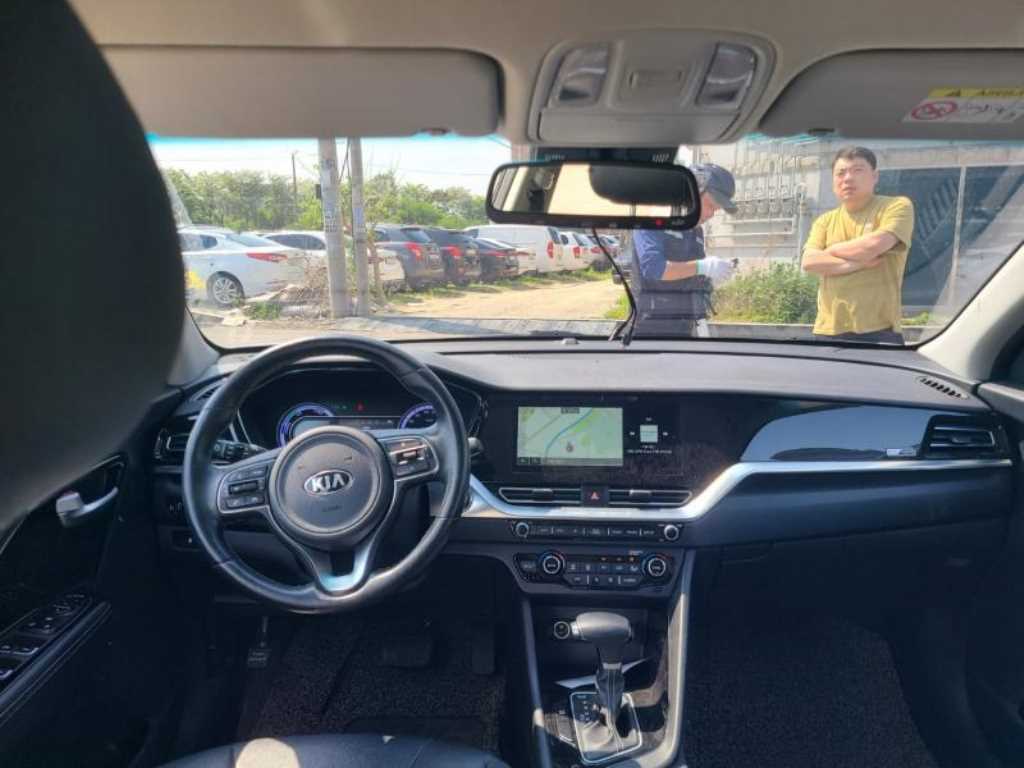 KIA Niro - Vista 7