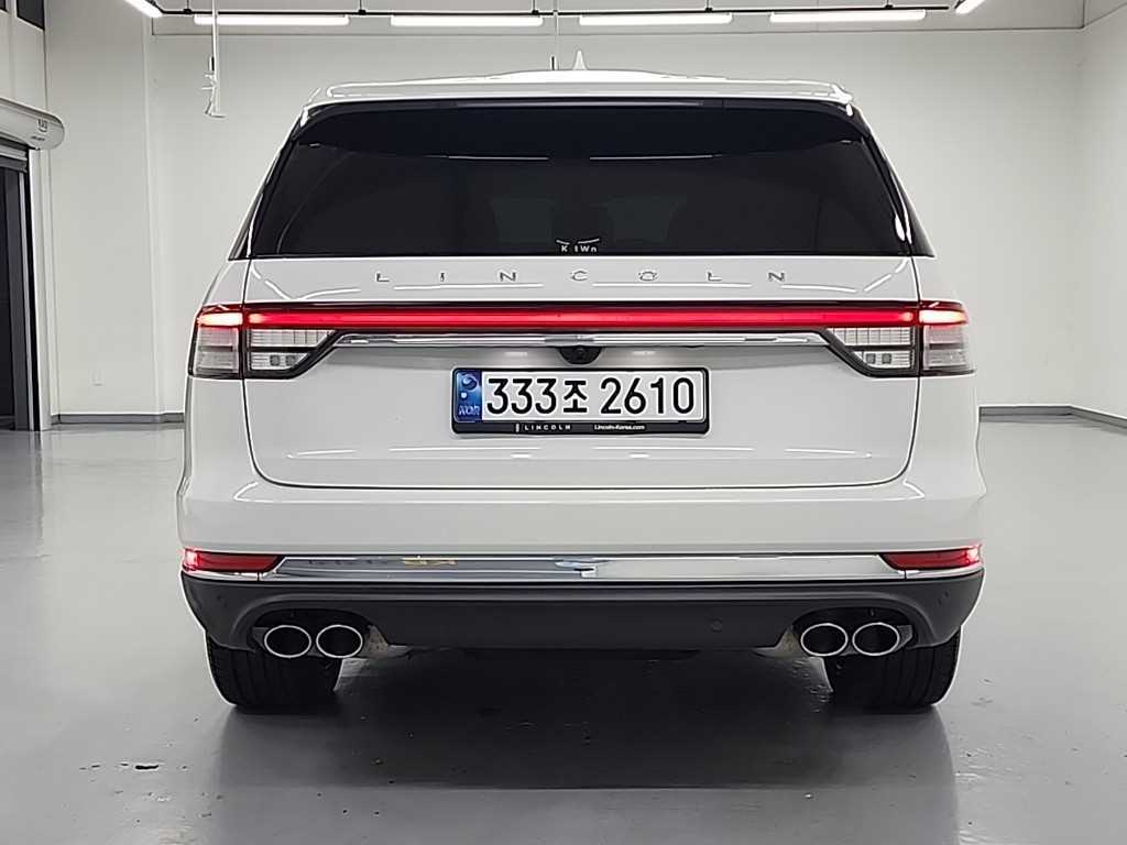 Lincoln Aviator - Vista 3
