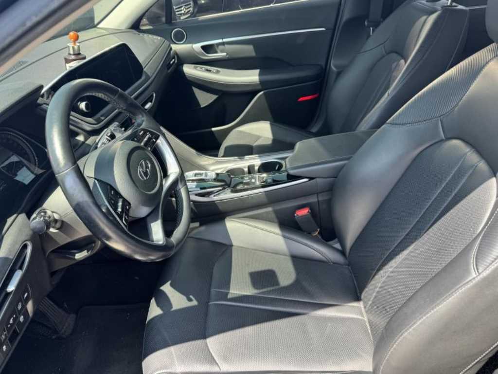 HYUNDAI Sonata - Vista 12