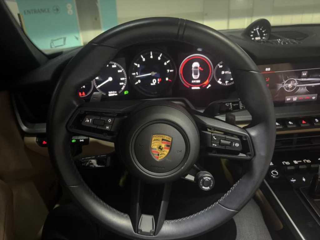 Porsche 911 - Vista 5